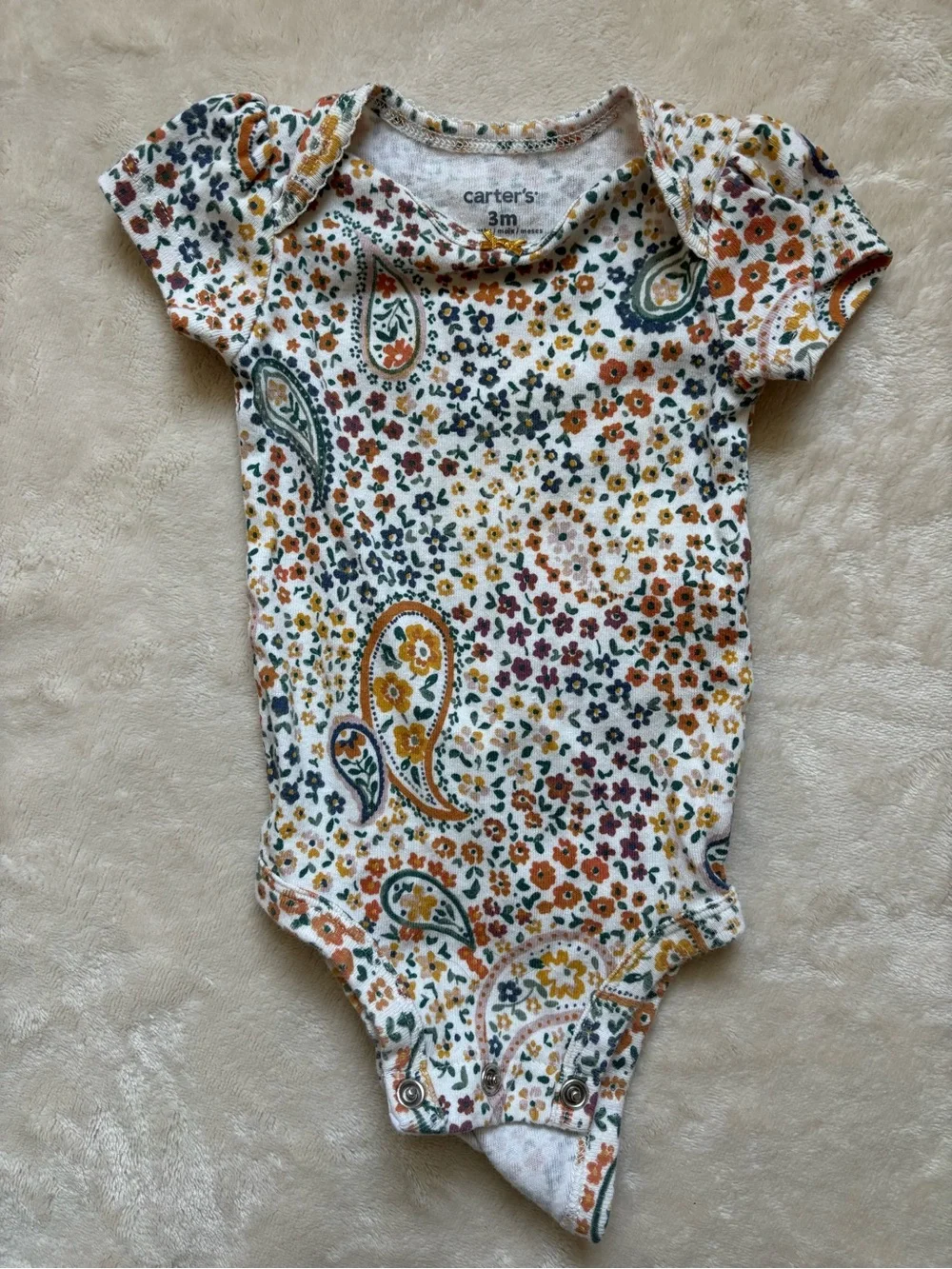 Carter’s girls onesies lot of 3 size 3 month